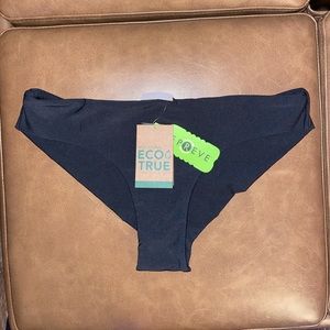Women’s Volcom swimsuit bottoms!